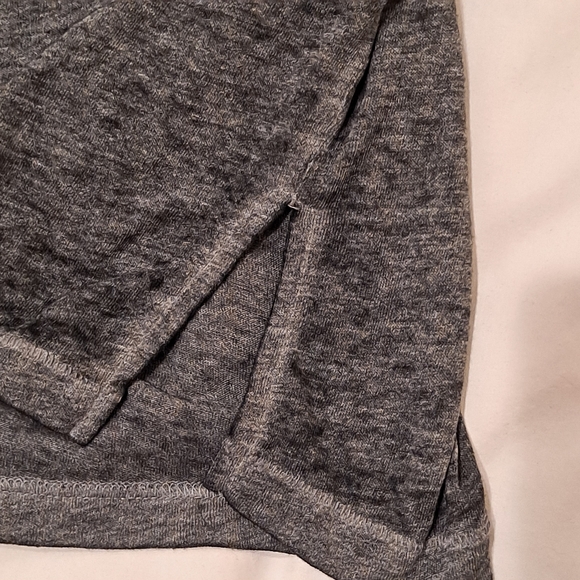 Bundle of 3 Pink Tops - Long Sleeve, Short Sleeve, Crop Tank - Preloved - Picture 5 of 12